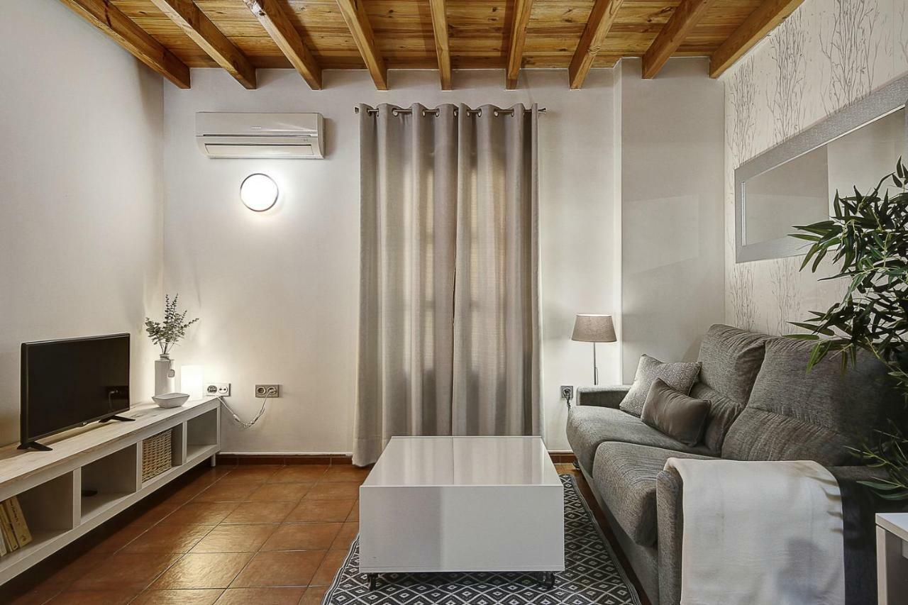 Apartment Home4u, Elvira 16, 2a
